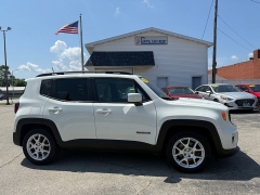 Used 2019 Jeep Renegade 4d SUV FWD Latitude at Capitol Car Credit near Rantoul, IL