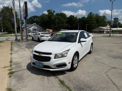 Used 2015  Chevrolet Cruze 4d Sedan LT w&sol;1LT Auto at Capitol Car Credit near Rantoul&comma; IL