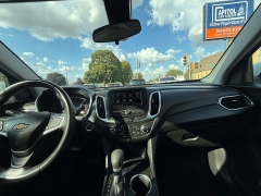 Used 2022  Chevrolet Equinox FWD 4dr LT w/1LT at Capitol Car Credit near Rantoul, IL