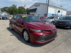 Used 2019 Toyota Camry 4d Sedan LE at Capitol Car Credit near Rantoul, IL