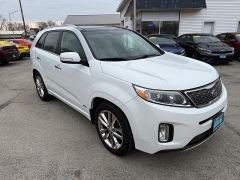 Used 2014  Kia Sorento 4d SUV AWD SX Limited at Capitol Car Credit near Rantoul&comma; IL