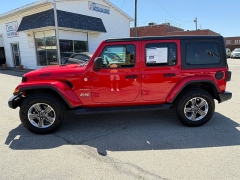 Used 2019 Jeep Wrangler Unlimited 4d SUV 4WD Sahara at Capitol Car Credit near Rantoul, IL