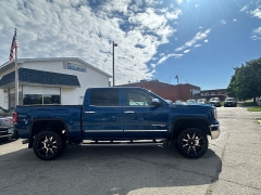 Used 2018  GMC Sierra 1500 4WD Crew Cab SLT at Capitol Car Credit near Rantoul&comma; IL