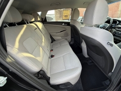 Used 2021  Hyundai Tucson SE FWD at Capitol Car Credit near Rantoul&comma; IL