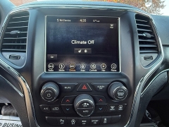 Used 2018  Jeep Grand Cherokee 4d SUV 4WD Limited V6 at Capitol Car Credit near Rantoul, IL