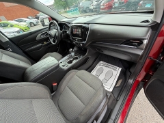 Used 2018  Chevrolet Traverse 4d SUV FWD LT Cloth w&sol;1LT at Capitol Car Credit near Rantoul&comma; IL