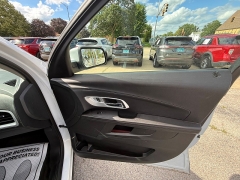 Used 2017  Chevrolet Equinox 4d SUV FWD LT at Capitol Car Credit near Rantoul&comma; IL