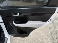 Used 2014  Kia Sorento 4d SUV AWD SX Limited at Capitol Car Credit near Rantoul&comma; IL