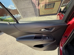 Used 2019  Chevrolet Equinox 4d SUV FWD LT w&sol;1LT at Capitol Car Credit near Rantoul&comma; IL