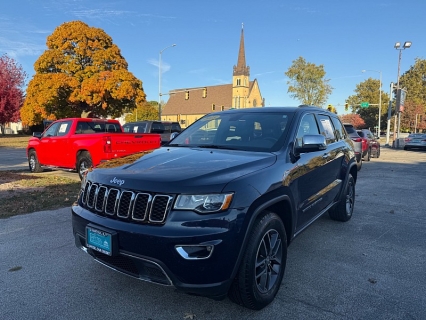 2018 Jeep Grand Cherokee Limited's photo