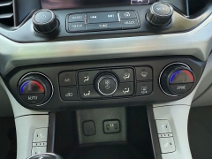 Used 2018 GMC Acadia 4d SUV AWD SLT-1 at Capitol Car Credit near Rantoul, IL