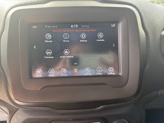 Used 2020  Jeep Renegade 4d SUV FWD Latitude Altitude at Capitol Car Credit near Rantoul&comma; IL