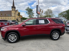 Used 2018  Chevrolet Traverse 4d SUV FWD LT Cloth w&sol;1LT at Capitol Car Credit near Rantoul&comma; IL
