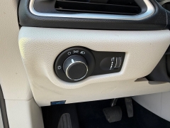 Used 2021  Chrysler Voyager L FWD at Capitol Car Credit near Rantoul, IL