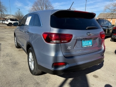 Used 2020  Kia Sorento 4d SUV FWD LX V6 at Capitol Car Credit near Rantoul&comma; IL