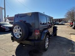 Used 2017  Jeep Wrangler Unlimited 4d Convertible Sahara at Capitol Car Credit near Rantoul&comma; IL