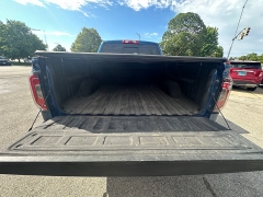 Used 2018  GMC Sierra 1500 4WD Crew Cab SLT at Capitol Car Credit near Rantoul&comma; IL