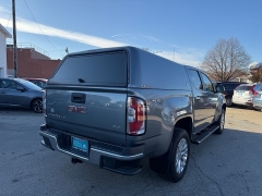 Used 2018  GMC Canyon 4WD Crew Cab SLT at Capitol Car Credit near Rantoul, IL