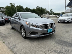 Used 2016 Hyundai Sonata 4d Sedan SE at Capitol Car Credit near Rantoul, IL