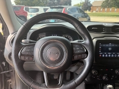 Used 2020  Jeep Renegade 4d SUV FWD Latitude Altitude at Capitol Car Credit near Rantoul&comma; IL