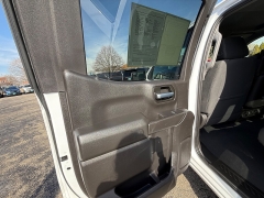 Used 2021  Chevrolet Silverado 1500 4WD Crew Cab 147" LT at Capitol Car Credit near Rantoul&comma; IL