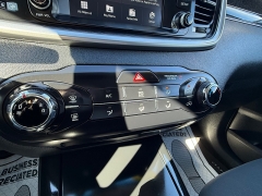 Used 2020  Kia Sorento 4d SUV FWD LX V6 at Capitol Car Credit near Rantoul&comma; IL