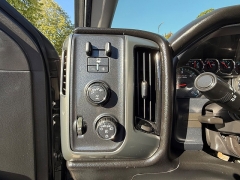 Used 2018  Chevrolet Silverado 1500 4WD Crew Cab LT Z71 at Capitol Car Credit near Rantoul, IL