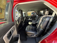Used 2020  Ford Explorer 4d SUV 4WD XLT 2&period;3L EcoBoost at Capitol Car Credit near Rantoul&comma; IL