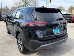 Used 2023  Nissan Rogue FWD SL at Capitol Car Credit near Rantoul&comma; IL