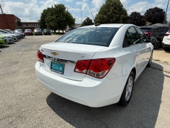 Used 2015  Chevrolet Cruze 4d Sedan LT w&sol;1LT Auto at Capitol Car Credit near Rantoul&comma; IL