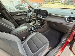 Used 2024  Chevrolet Trailblazer FWD 4dr LT at Capitol Car Credit near Rantoul, IL