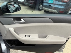 Used 2016 Hyundai Sonata 4d Sedan SE at Capitol Car Credit near Rantoul, IL