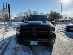 Used 2019  Ram 1500 Classic 4WD Crew Cab Big Horn at Capitol Car Credit near Rantoul&comma; IL