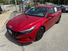 Used 2023 Hyundai Elantra SEL IVT at Capitol Car Credit near Rantoul, IL
