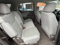 Used 2019  Chevrolet Traverse 4d SUV FWD LT Cloth w/1LT at Capitol Car Credit near Rantoul, IL