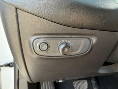 Used 2022  Chevrolet Equinox FWD 4dr LT w/1LT at Capitol Car Credit near Rantoul, IL