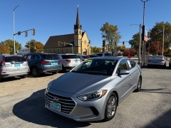Used 2017  Hyundai Elantra 4d Sedan SE Auto at Capitol Car Credit near Rantoul, IL