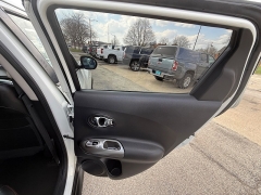 Used 2014  Nissan Juke 4d SUV AWD SL at Capitol Car Credit near Rantoul&comma; IL