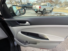 Used 2021  Hyundai Tucson SE FWD at Capitol Car Credit near Rantoul&comma; IL