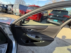 Used 2020  Chevrolet Malibu 4d Sedan LT at Capitol Car Credit near Rantoul&comma; IL