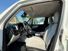 Used 2019 Jeep Renegade 4d SUV FWD Latitude at Capitol Car Credit near Rantoul, IL