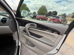 Used 2017  Buick Enclave 4d SUV AWD Premium at Capitol Car Credit near Rantoul, IL