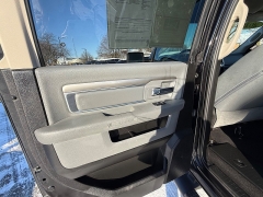 Used 2019  Ram 1500 Classic 4WD Crew Cab Big Horn at Capitol Car Credit near Rantoul&comma; IL