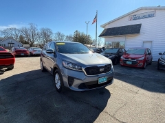 Used 2020  Kia Sorento 4d SUV FWD LX V6 at Capitol Car Credit near Rantoul&comma; IL