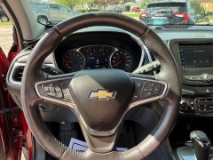 Used 2019  Chevrolet Equinox 4d SUV FWD LT w&sol;1LT at Capitol Car Credit near Rantoul&comma; IL