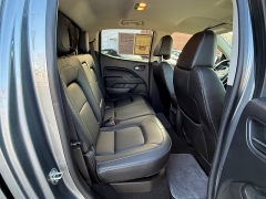 Used 2018  GMC Canyon 4WD Crew Cab SLT at Capitol Car Credit near Rantoul, IL