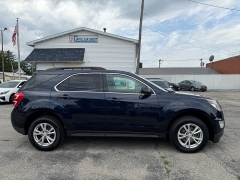Used 2017  Chevrolet Equinox 4d SUV FWD LT at Capitol Car Credit near Rantoul&comma; IL