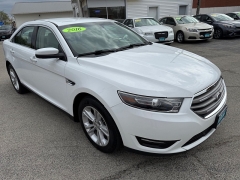 Used 2016 Ford Taurus 4d Sedan SEL V6 at Capitol Car Credit near Rantoul, IL