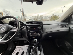 Used 2020  Nissan Rogue 4d SUV FWD SV at Capitol Car Credit near Rantoul&comma; IL