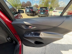 Used 2019  Chevrolet Equinox 4d SUV FWD LT w&sol;1LT at Capitol Car Credit near Rantoul&comma; IL